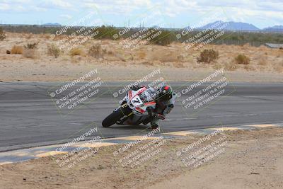 media/Feb-07-2025-CVMA Friday Practice (Fri) [[7034960ba2]]/4-Racer 4/Session 5 (Turn 10 Inside)/